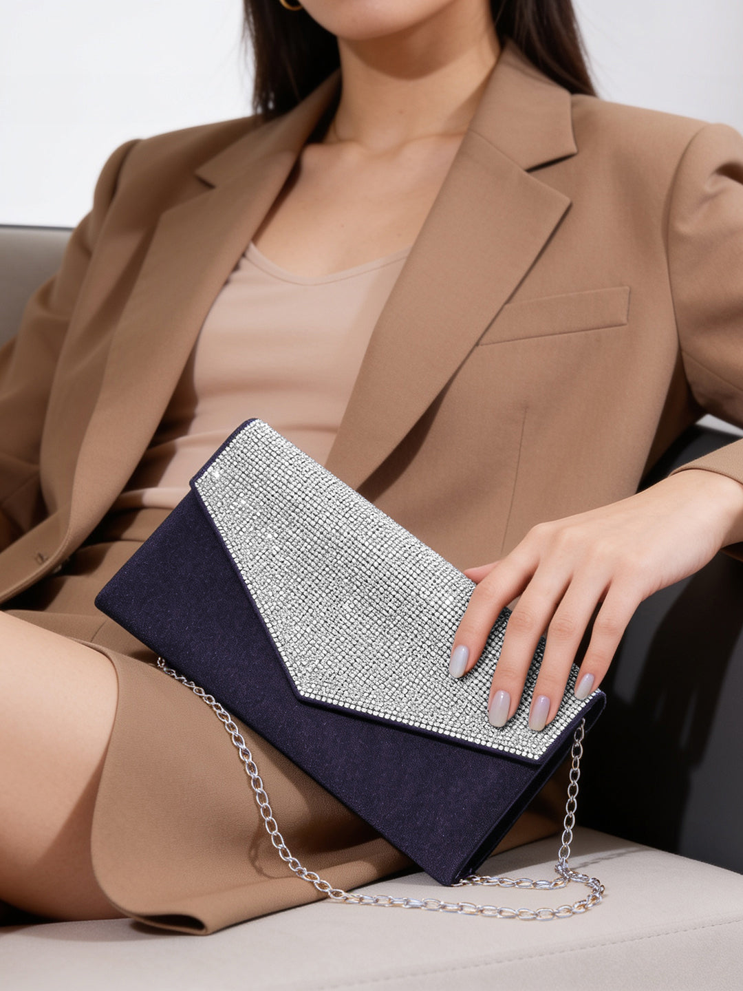 【Rubans】 Silver Textured Envelope Clutch Handbag｜シルバー テクスチャード エンベロープ クラッチ ハンドバッグ