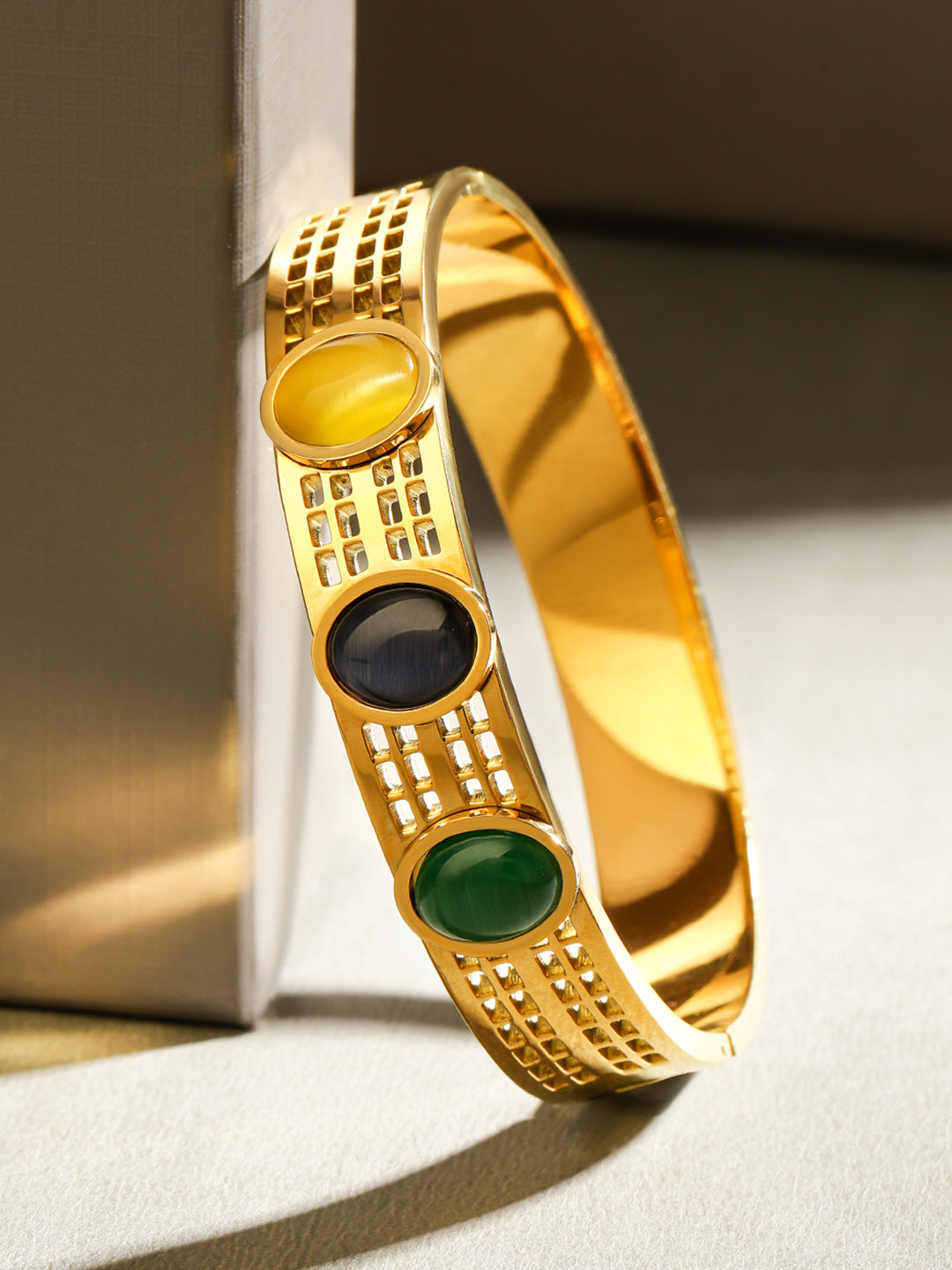 Vivid Aura Multicolour Kada Gold