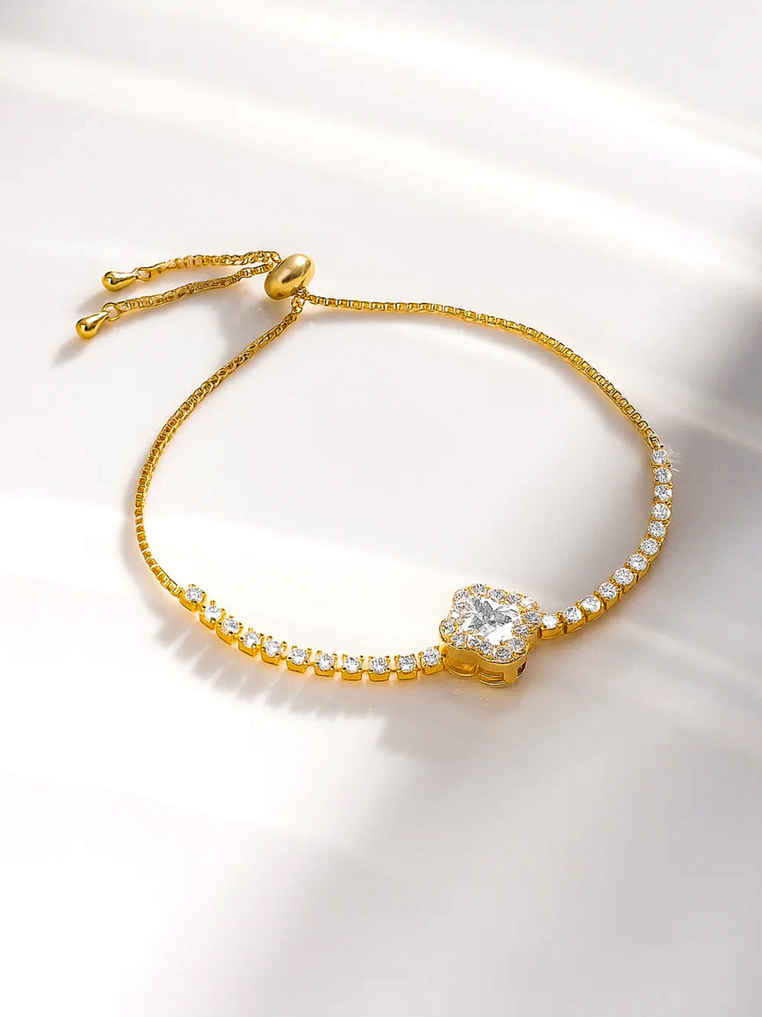 American Diamond Zirconia Studded Adjustable Bracelet フリーサイズ