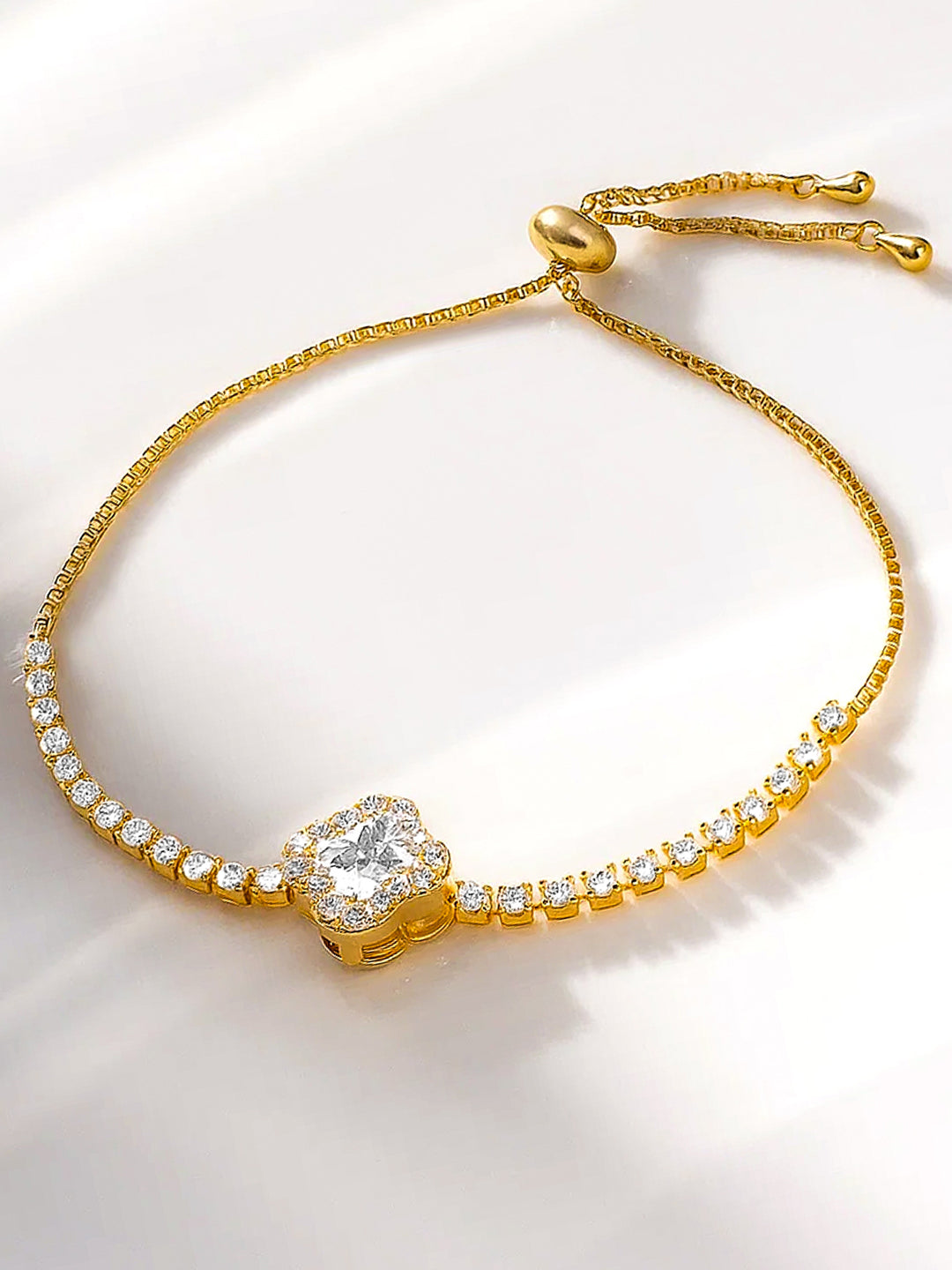 American Diamond Zirconia Studded Adjustable Bracelet フリーサイズ