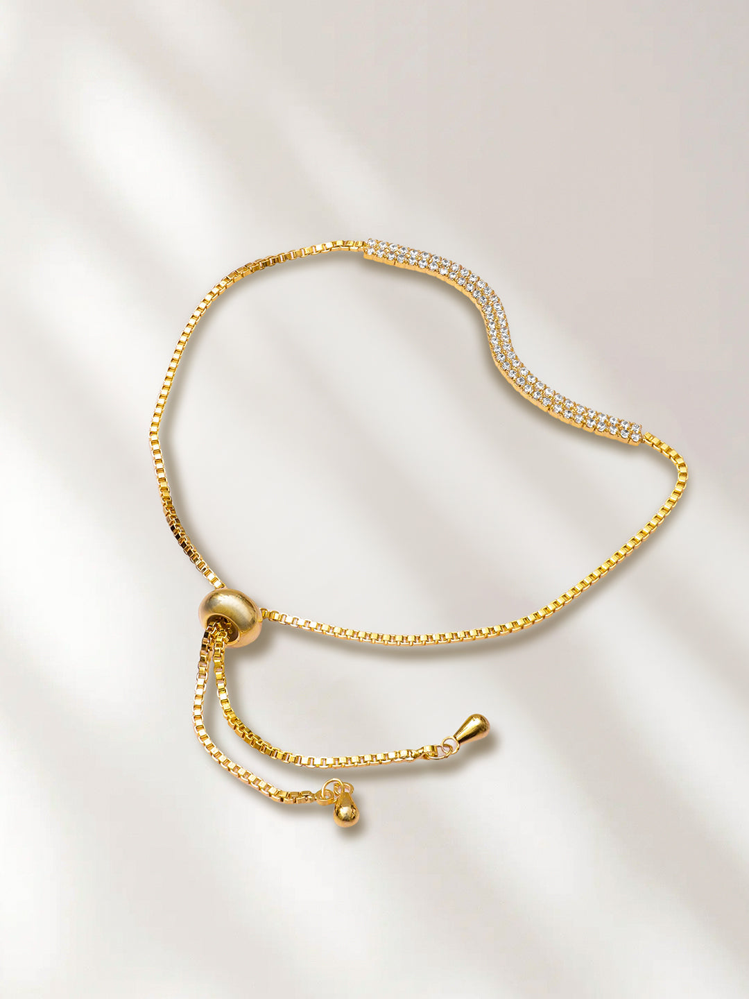White Crystal Studded Bracelet フリーサイズ