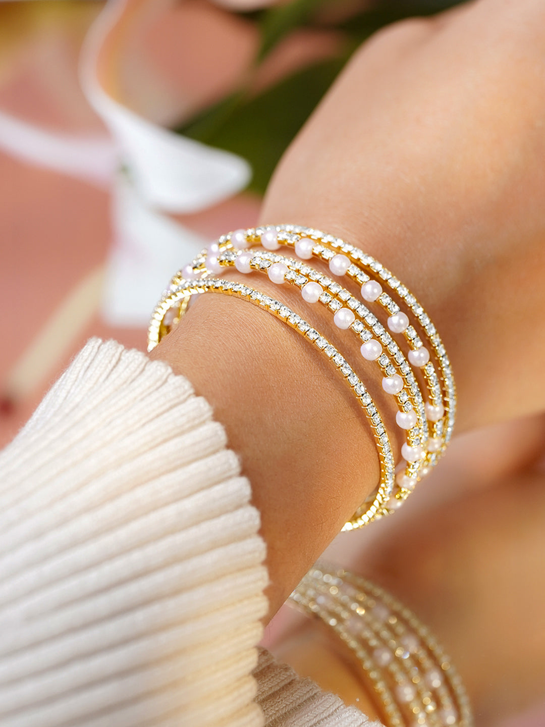 【Rubans】 Cubic Zirconia Handcrafted Gold-Plated Multistrand Bracelet｜ゴールドメッキ キュービックジルコニア＆パール マルチストランド ブレスレット