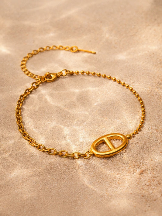 Demi Fine 18K Gold Plated Stainless steel Oval Loop Link Chain Bracelet Length - 17 cm