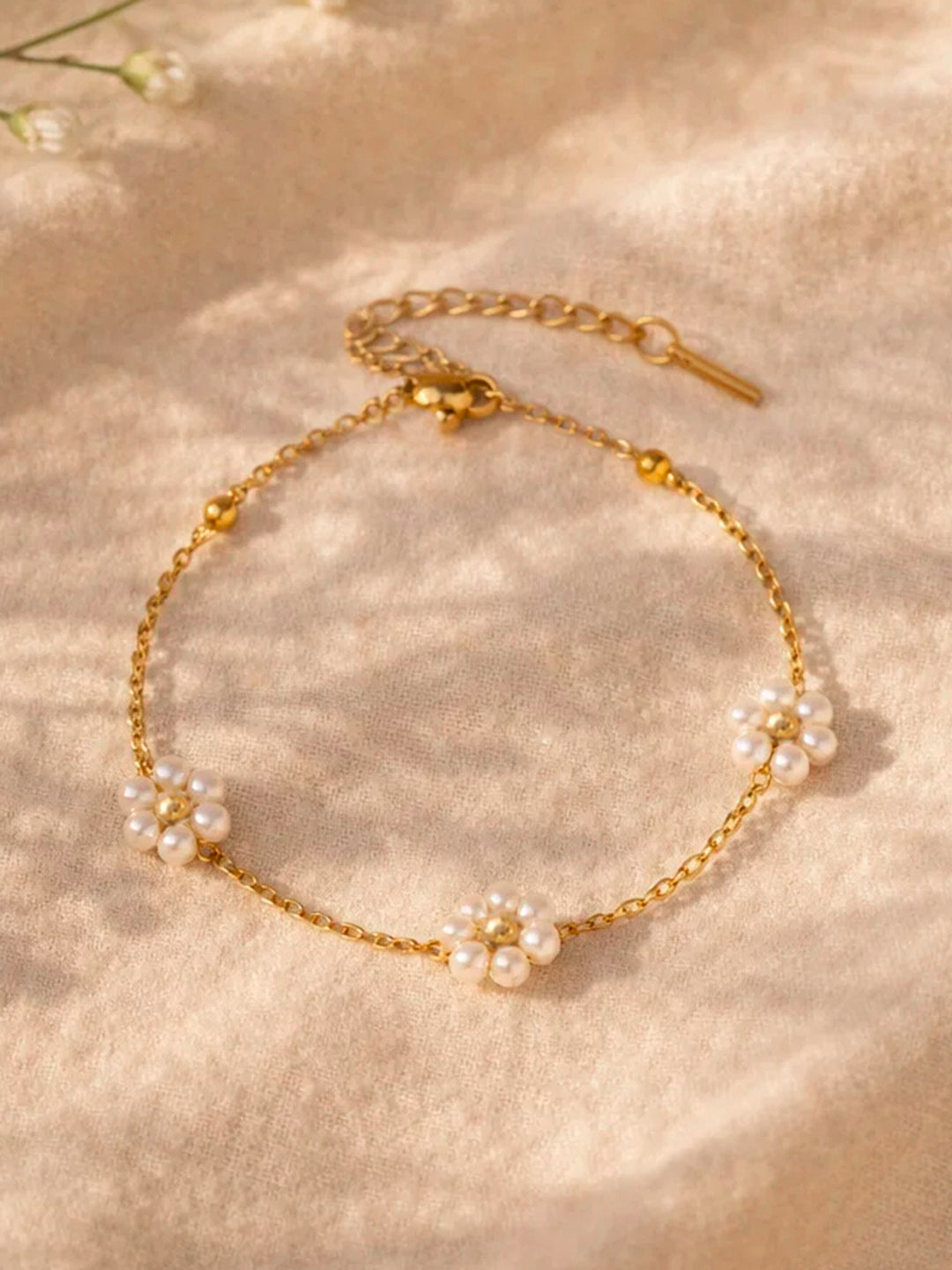 Demi Fine 18K Gold Plated Stainless steel Mini Pearl Floral Charm Chain Bracelet Length - 16 cm