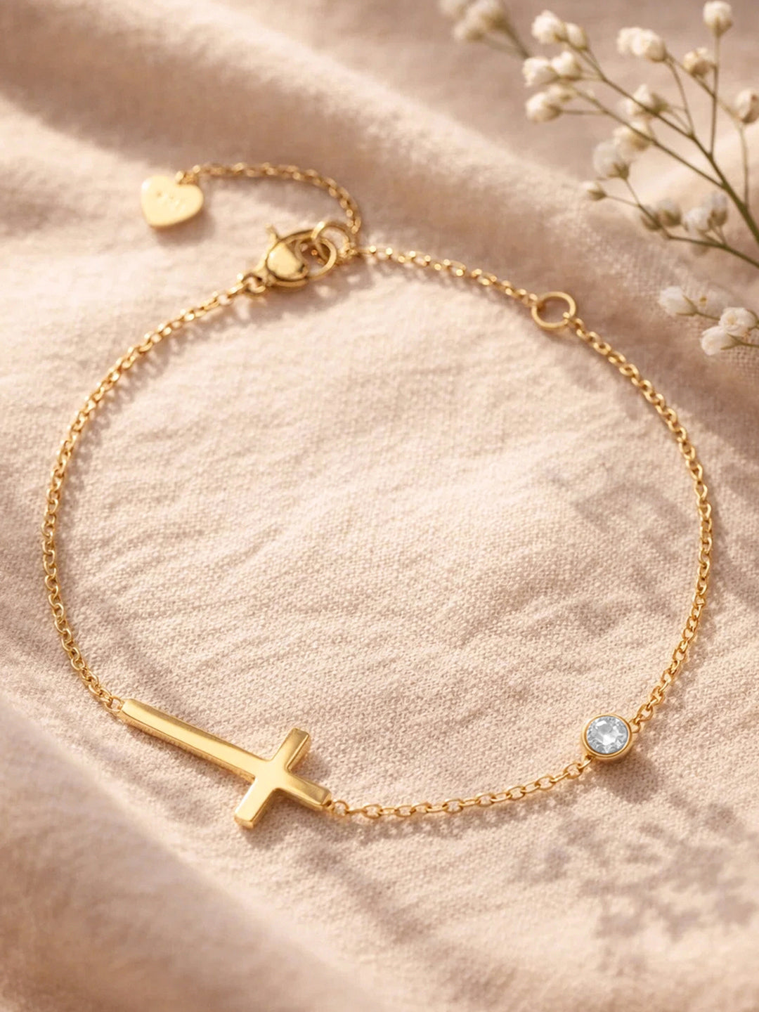 Demi Fine 18K Gold Plated Stainless steel Cross Bar Chain Bracelet Length - 18 cm