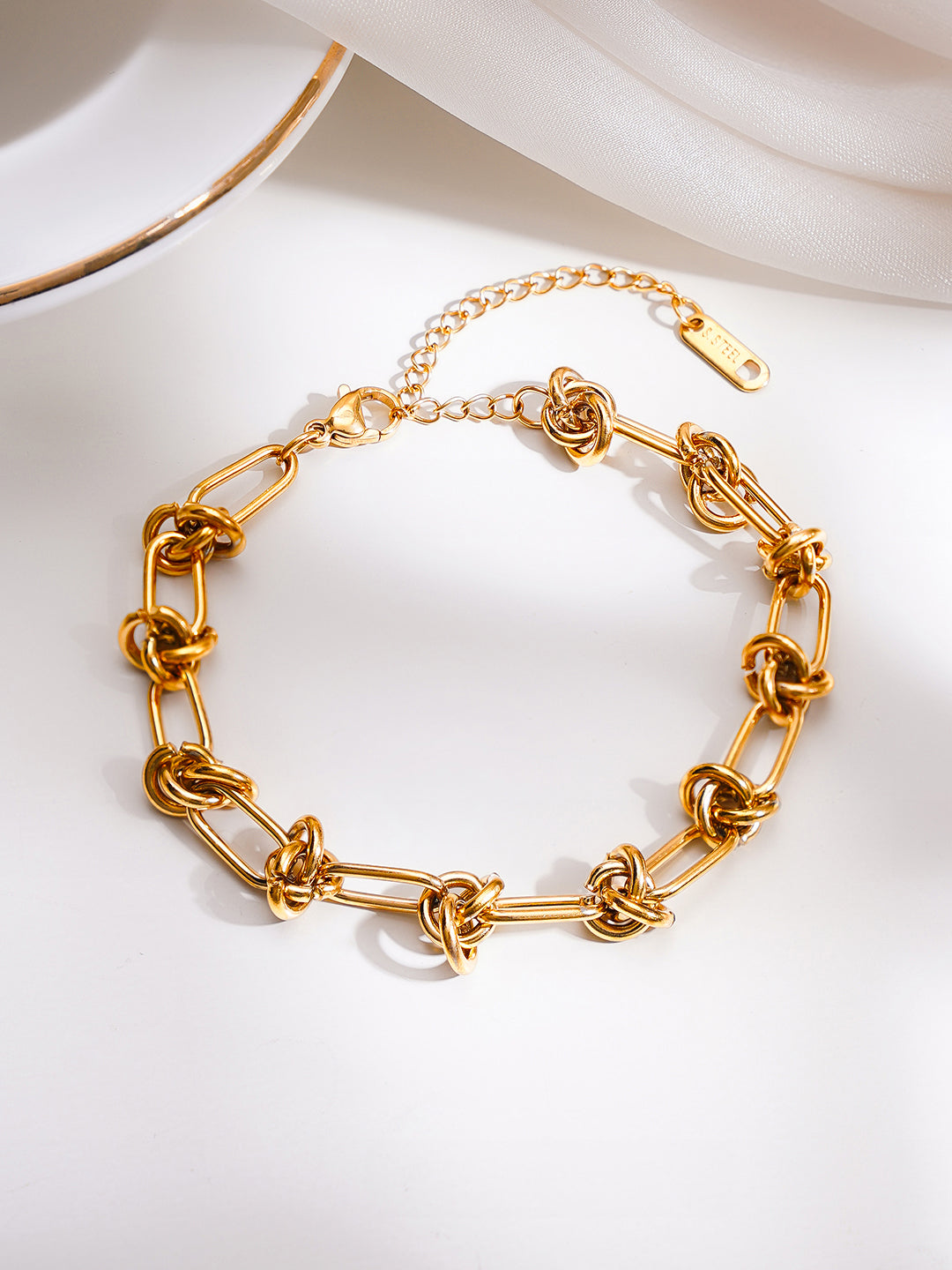 Demi Fine 18K Gold Plated Stainless steel Knot Link Chain Bracelet Length - 17 cm