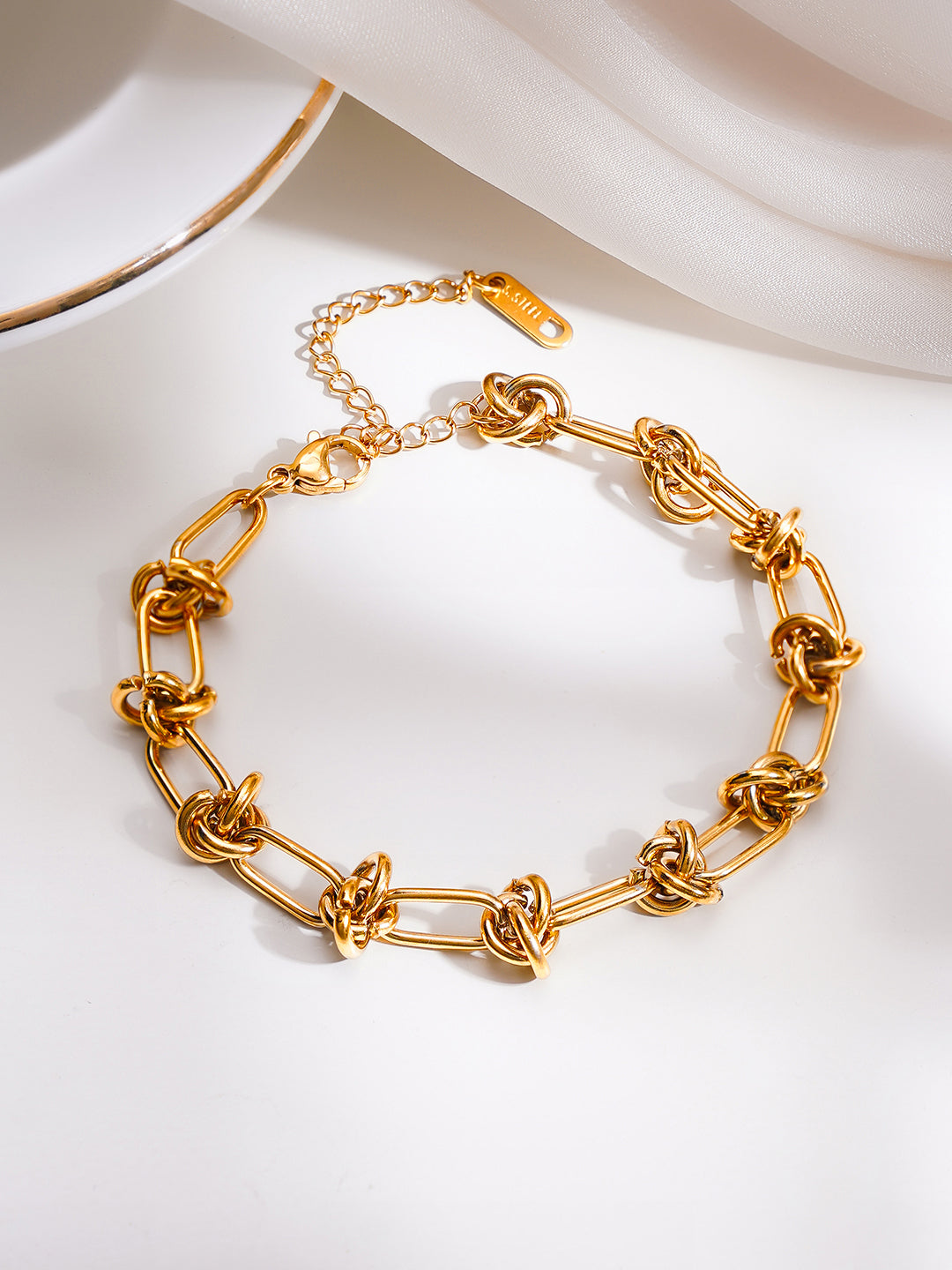 Demi Fine 18K Gold Plated Stainless steel Knot Link Chain Bracelet Length - 17 cm
