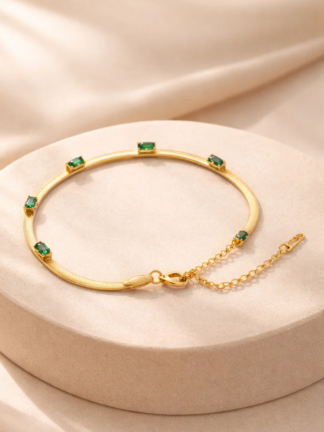【Rubans】 Demi Fine Gold-Plated Emerald Snake Chain Bracelet｜デミファイン ゴールドメッキ エメラルド スネークチェーン ブレスレット