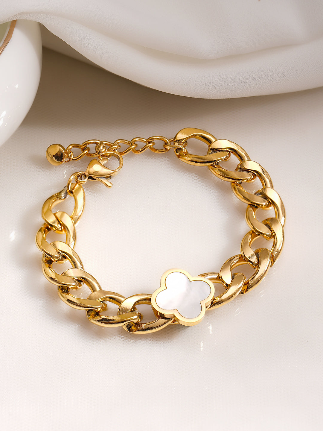 Demi Fine 18K Gold Plated Stainless steel Clover Charm Curb Chain Bracelet フリーサイズ
