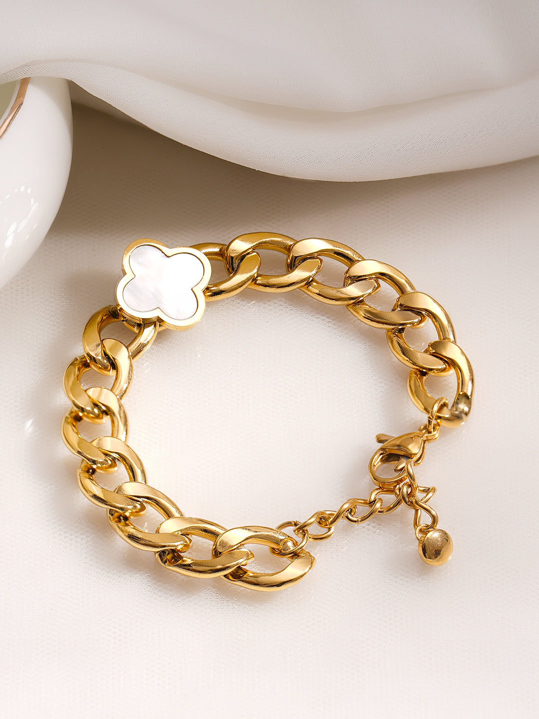 Demi Fine 18K Gold Plated Stainless steel Clover Charm Curb Chain Bracelet フリーサイズ