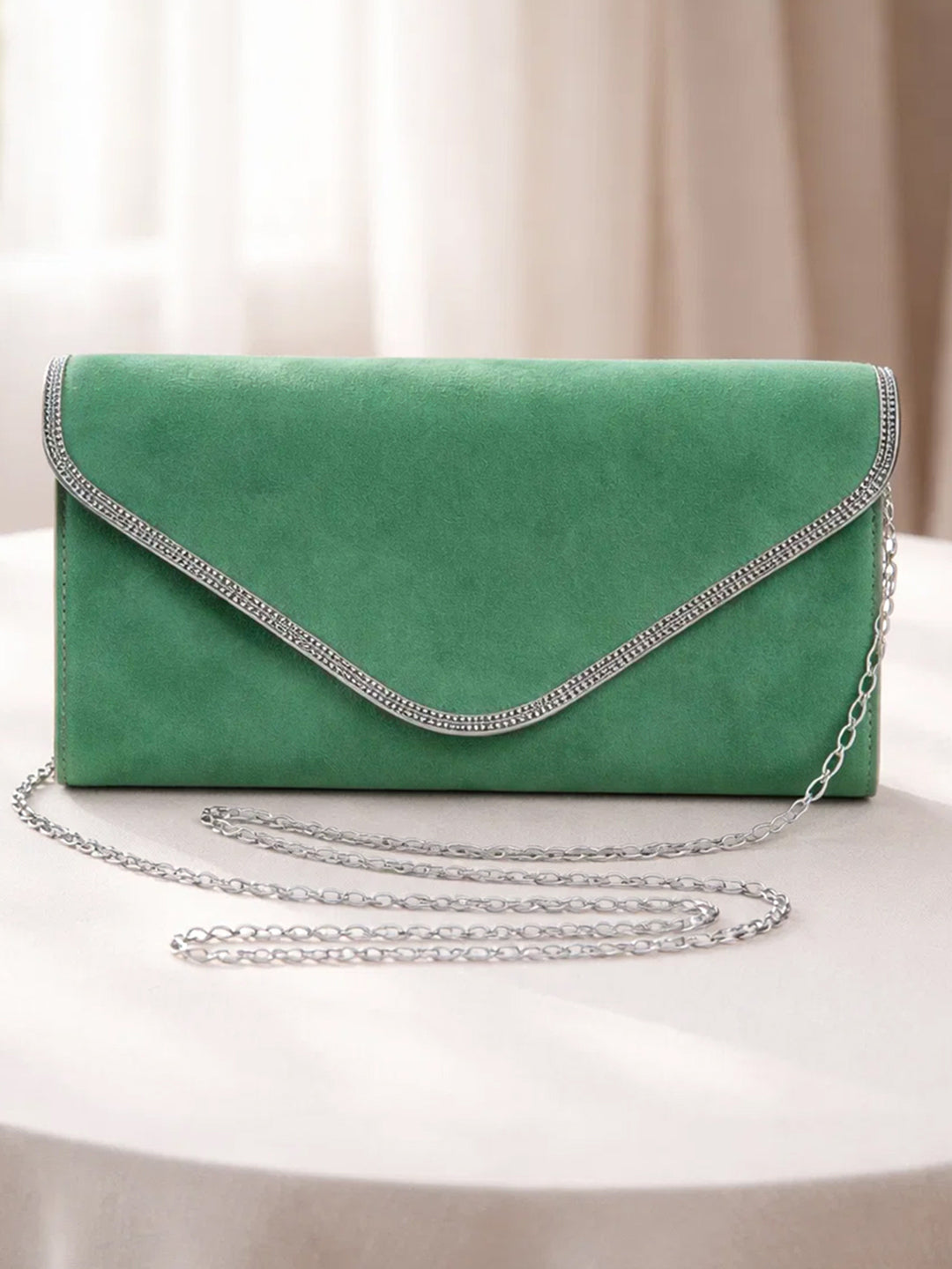Green Velvet Chain Statement Clutch フリーサイズ