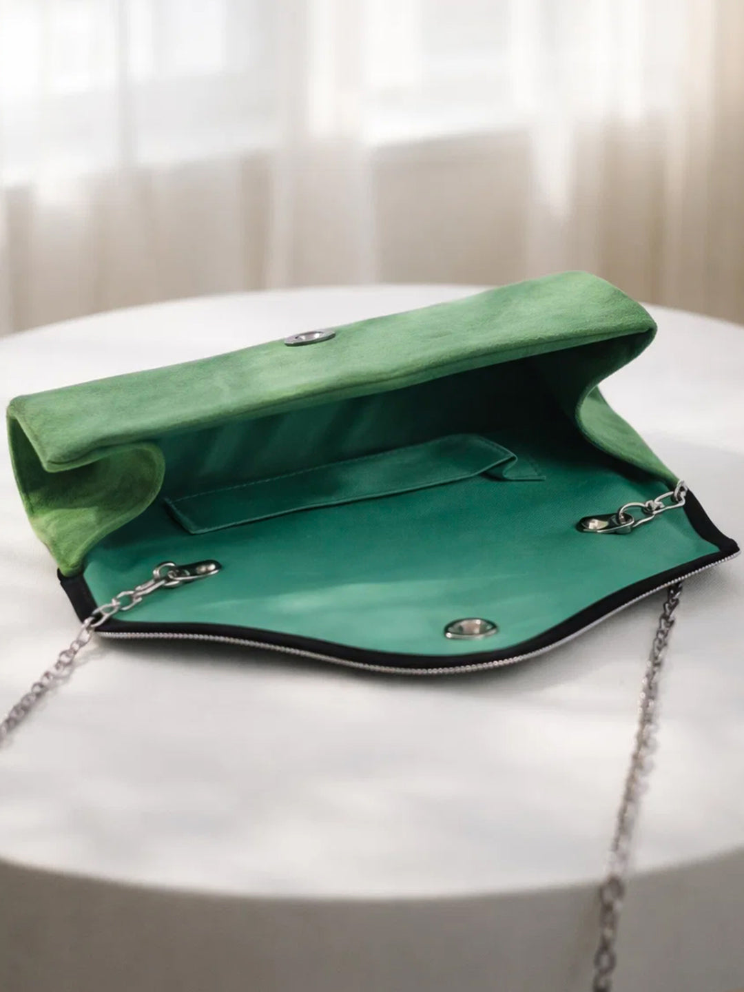 Green Velvet Chain Statement Clutch フリーサイズ