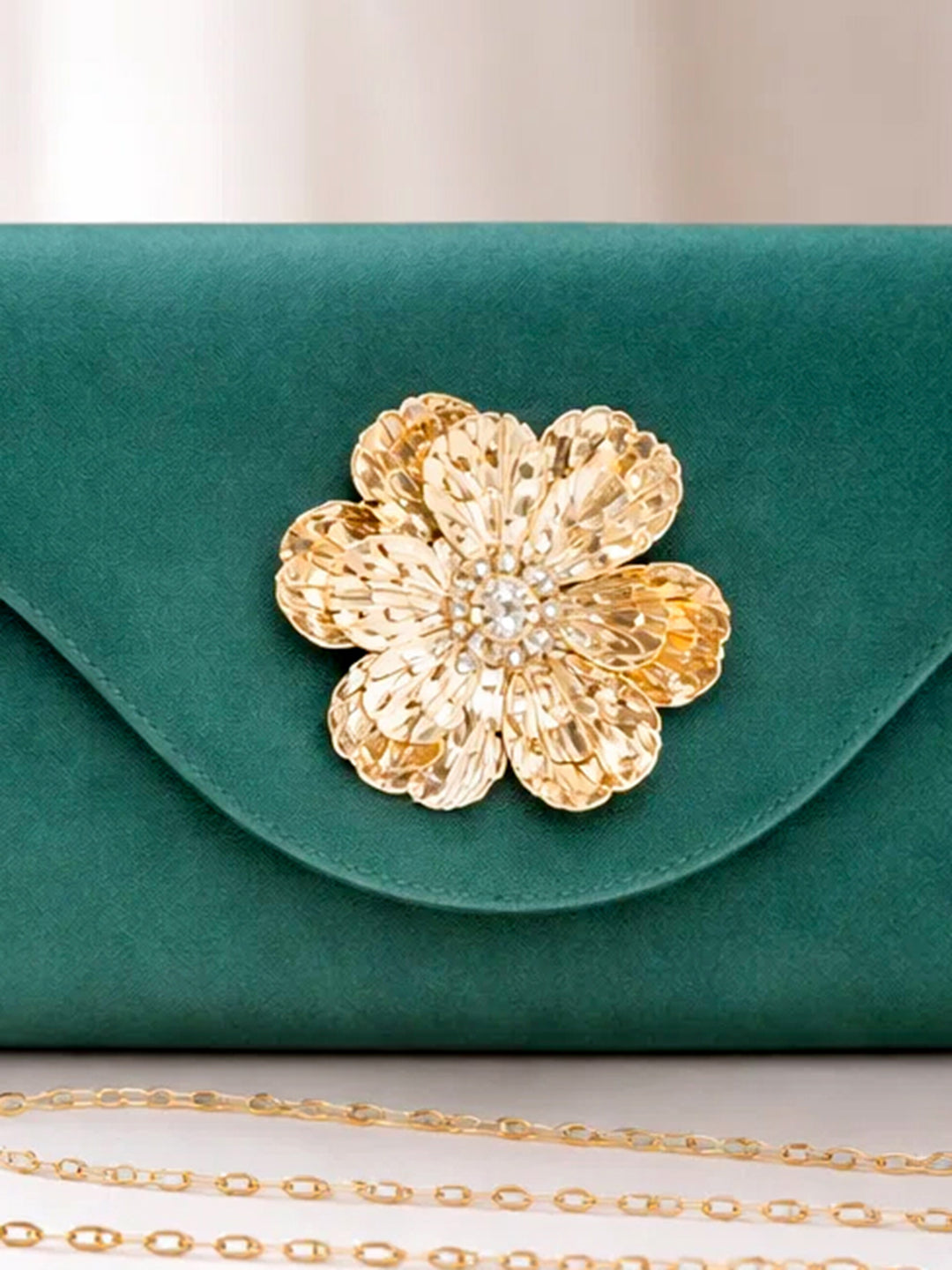 Gold Bloom Embellished Green Satin Clutch フリーサイズ