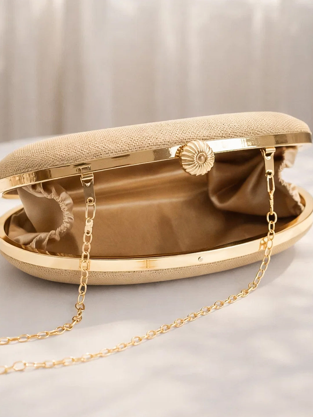 Luxe Gold Party Statement Clutch フリーサイズ