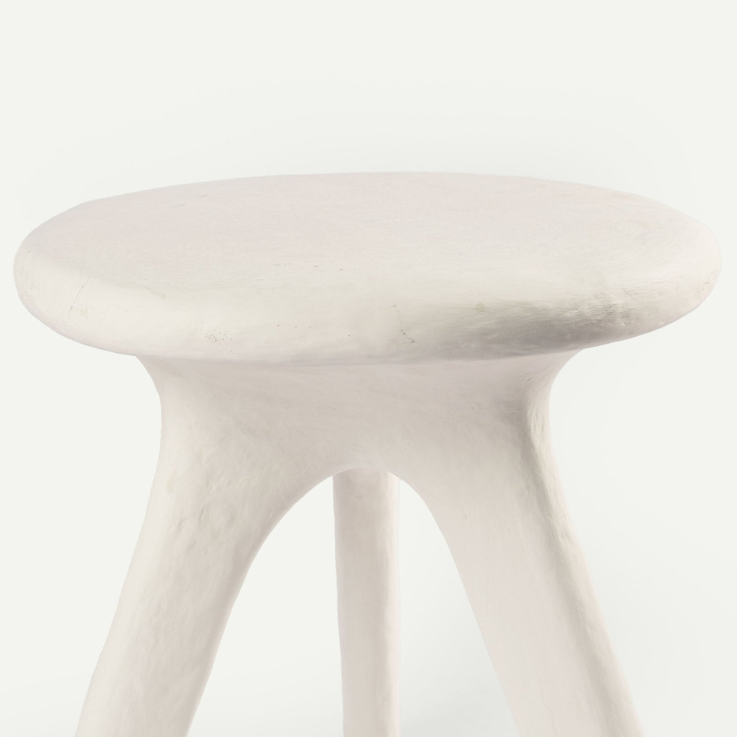 CREAM STOOL 40(長さ) x 40(幅) x 55(高さ)