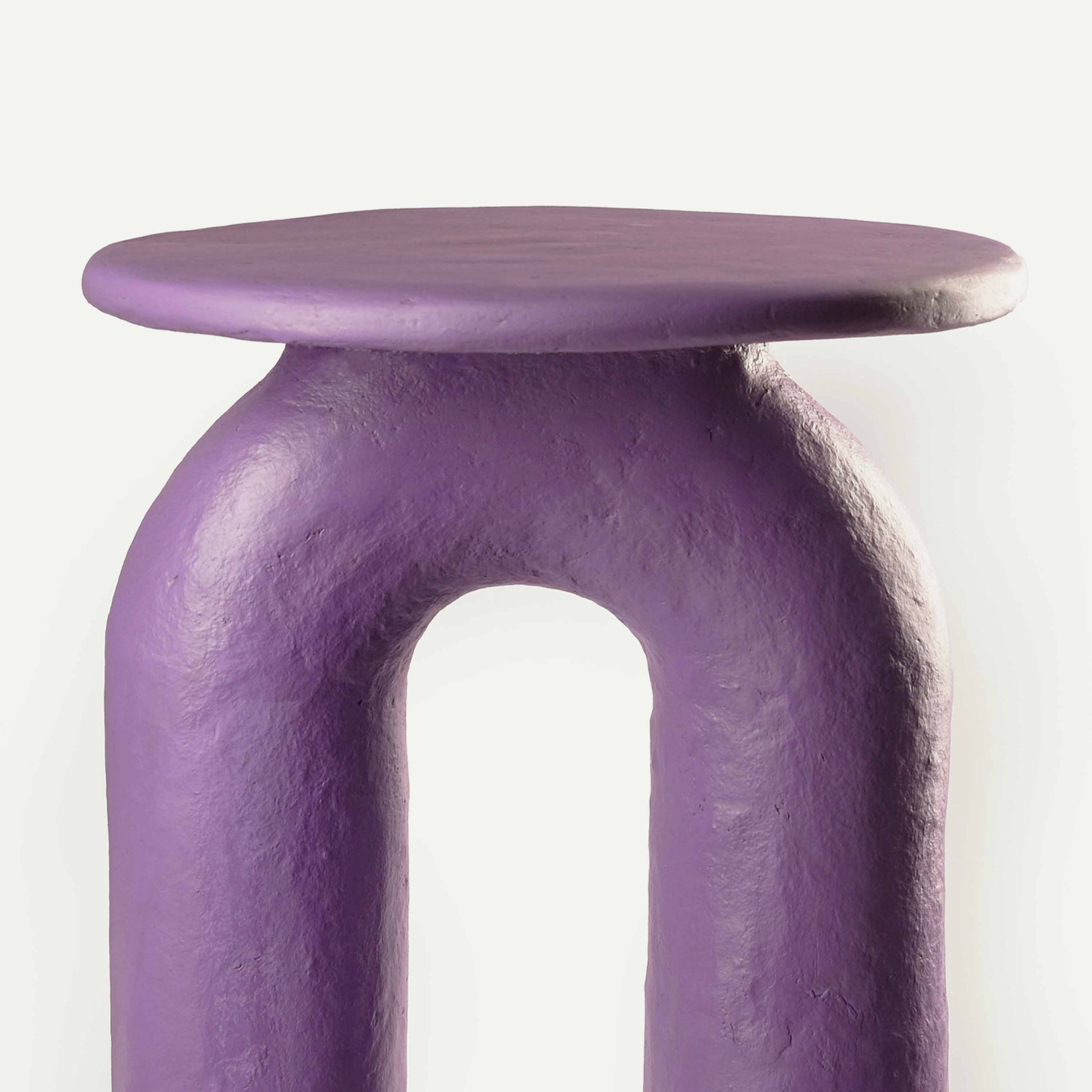 VIOLET END TABLE 40.5(長さ) x 40.5(幅) x 64.5(高さ)
