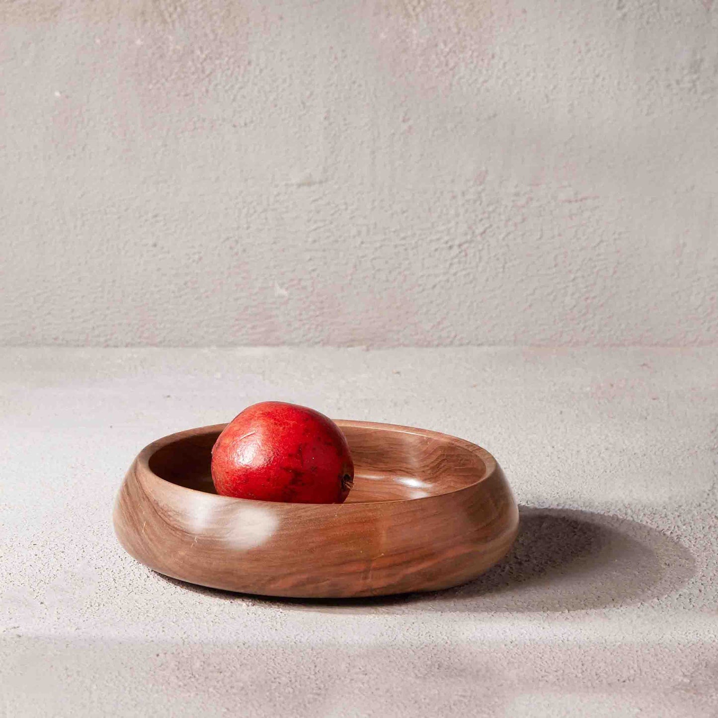 KAMAL WOODEN BOWL 25.7(長さ) x 25.7(幅) x 6.4(高さ); 直径: 25.7