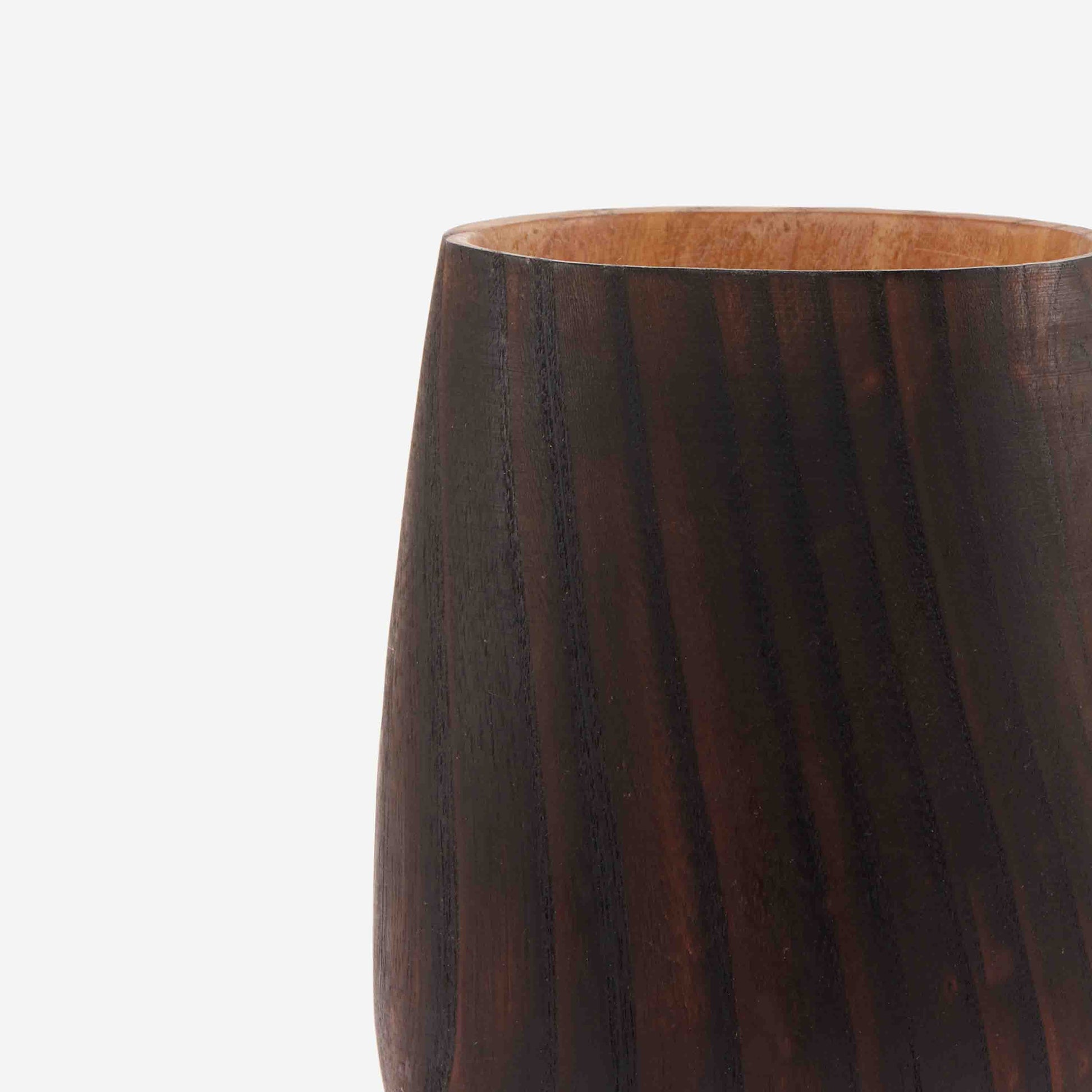 HICKORY WOODEN VASE 13.3(長さ) x 13.3(幅) x 20.3(高さ); 直径: 13.3