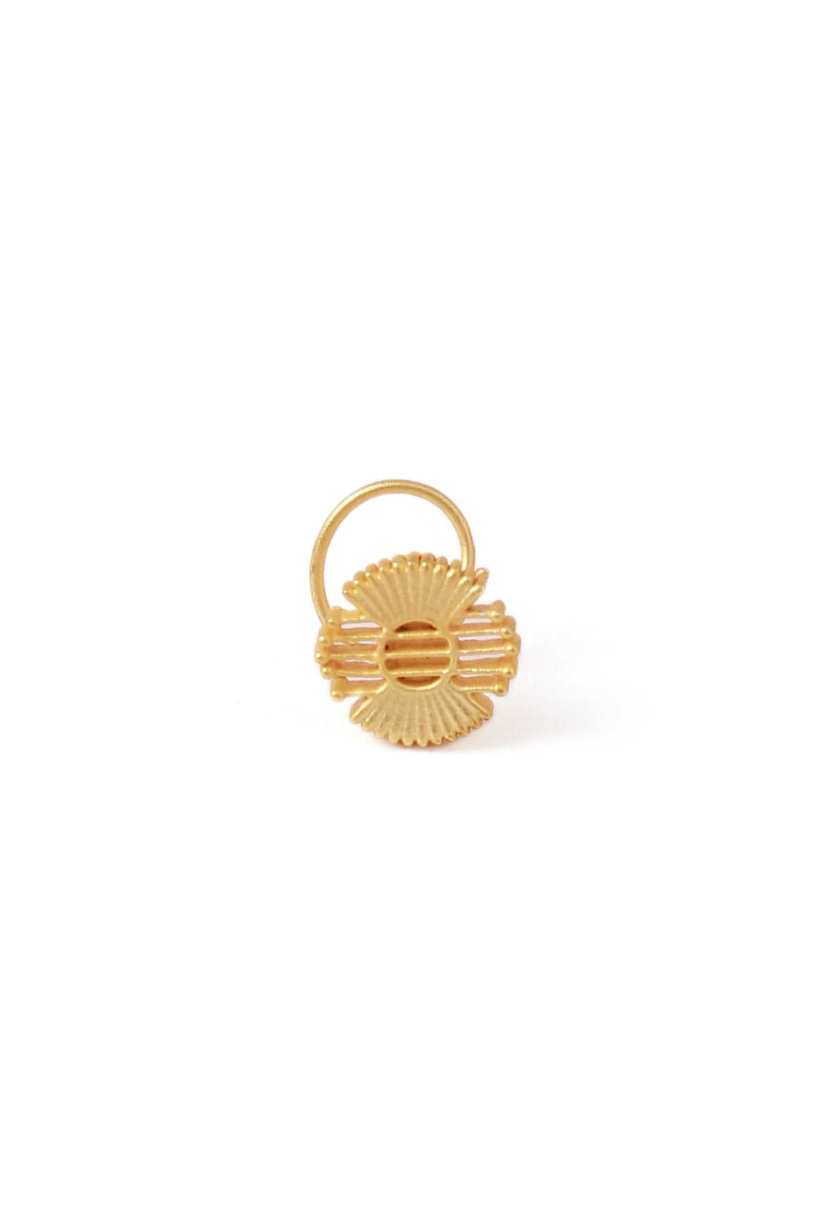 Intricate Gold Motif Brass Nosepin タイプ ピアス