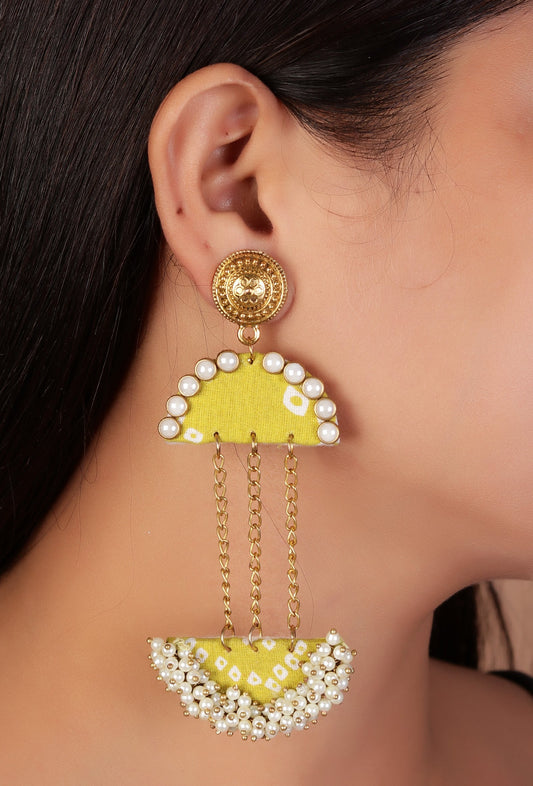 Handcrafted D-Shape Bandhani Fabric Earrings