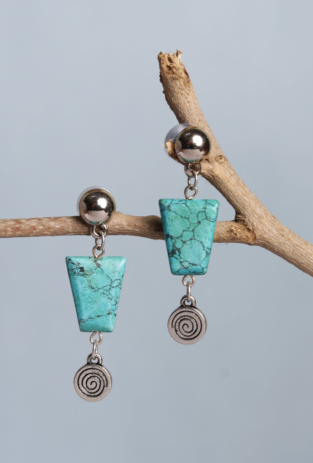 Turquoise Stone With Silver Bead