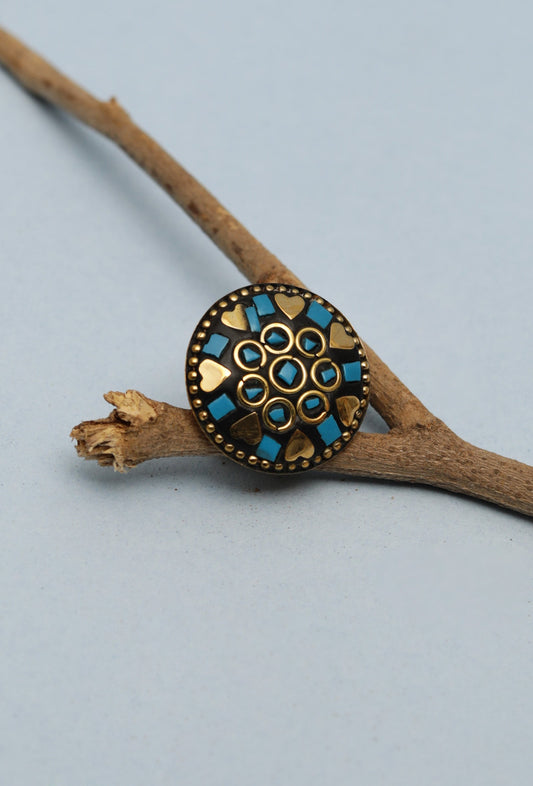 Laq Fashionable Light Weight Circular Shield Shaped Multi Color Ring