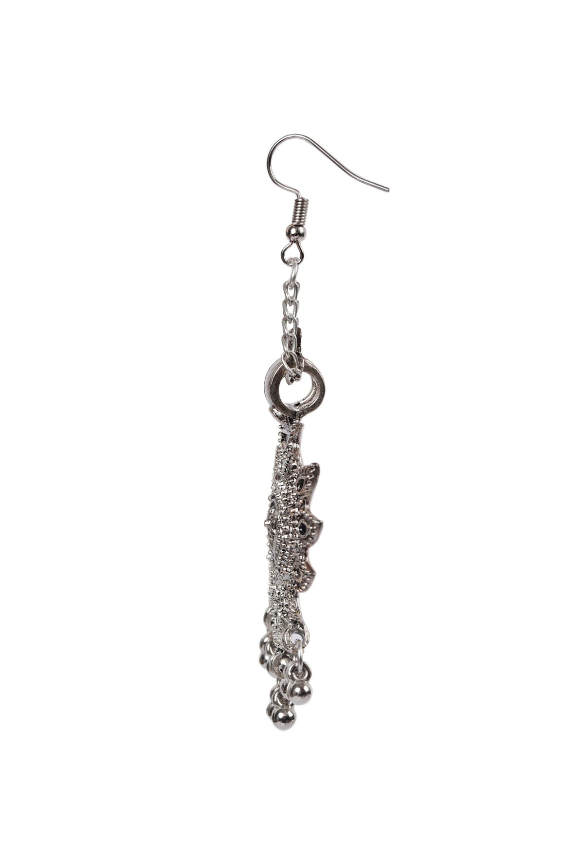 Silver Plated Partywear Trendy Shaped Square Bead Chain Maangtikka With Dangler Earring