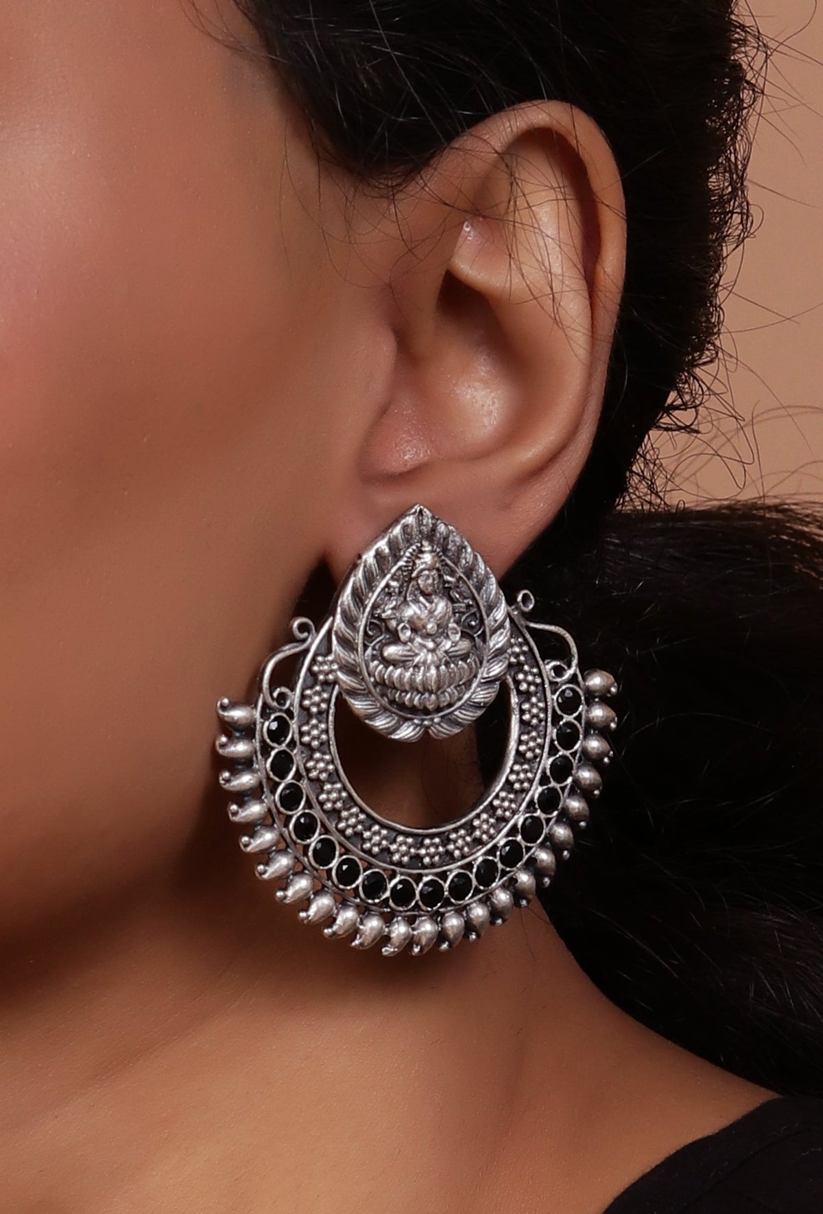 Laxmi Semi Flower Earrings