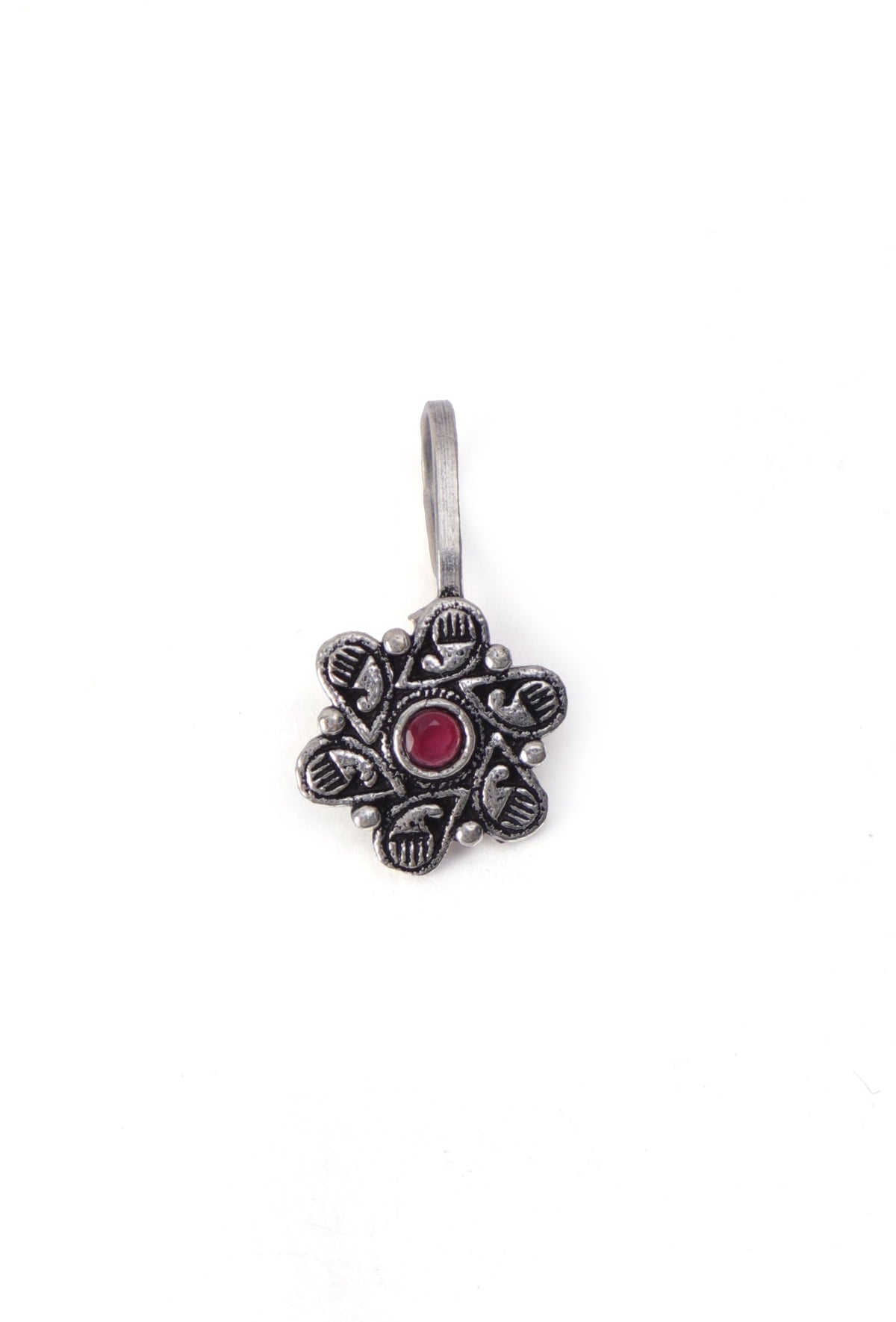 Flowered Hand Design Nosepin