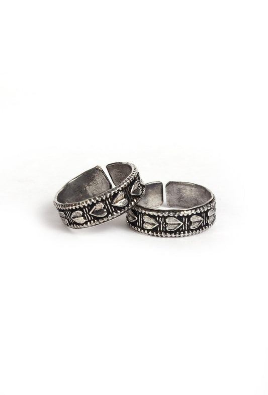 Betel Leaf Pattern Adjustable Toe Ring