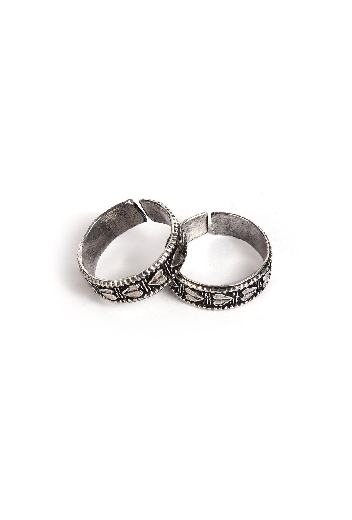 Betel Leaf Pattern Adjustable Toe Ring