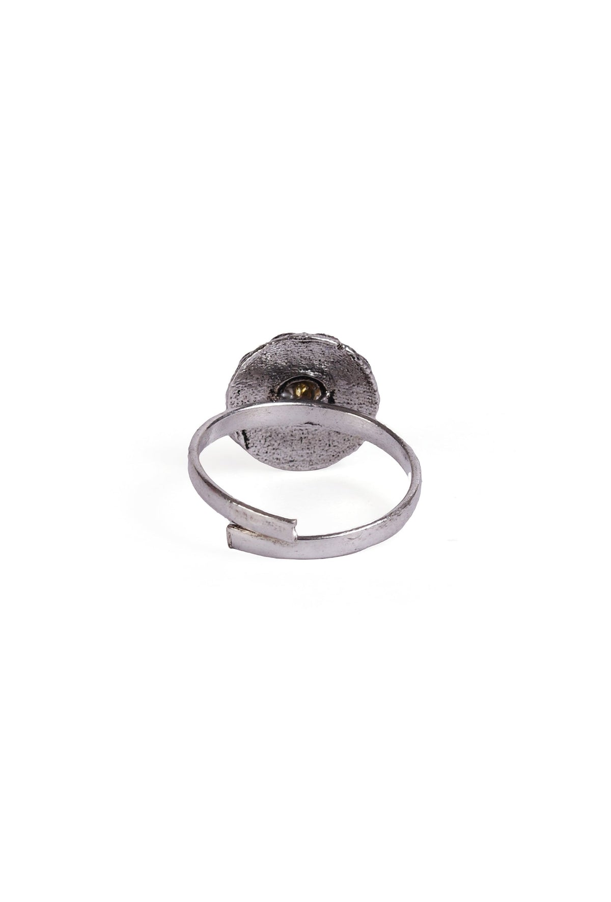 Yukti Red Stone German Silver Adjustable Toe Ring