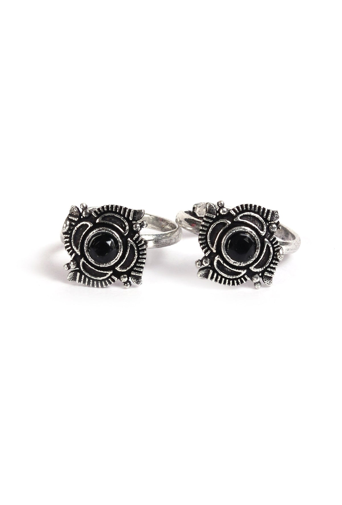 Amara Black Stone German Silver Adjustable Toe Ring