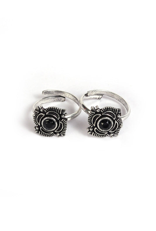 Amara Black Stone German Silver Adjustable Toe Ring