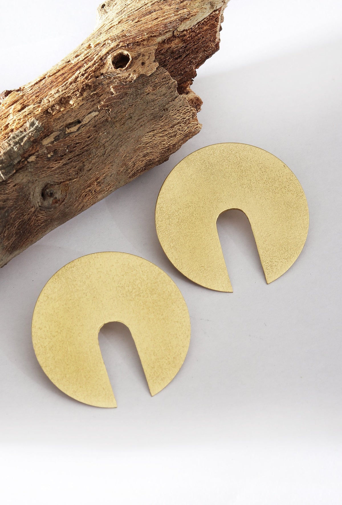 Lunar Arc Studs
