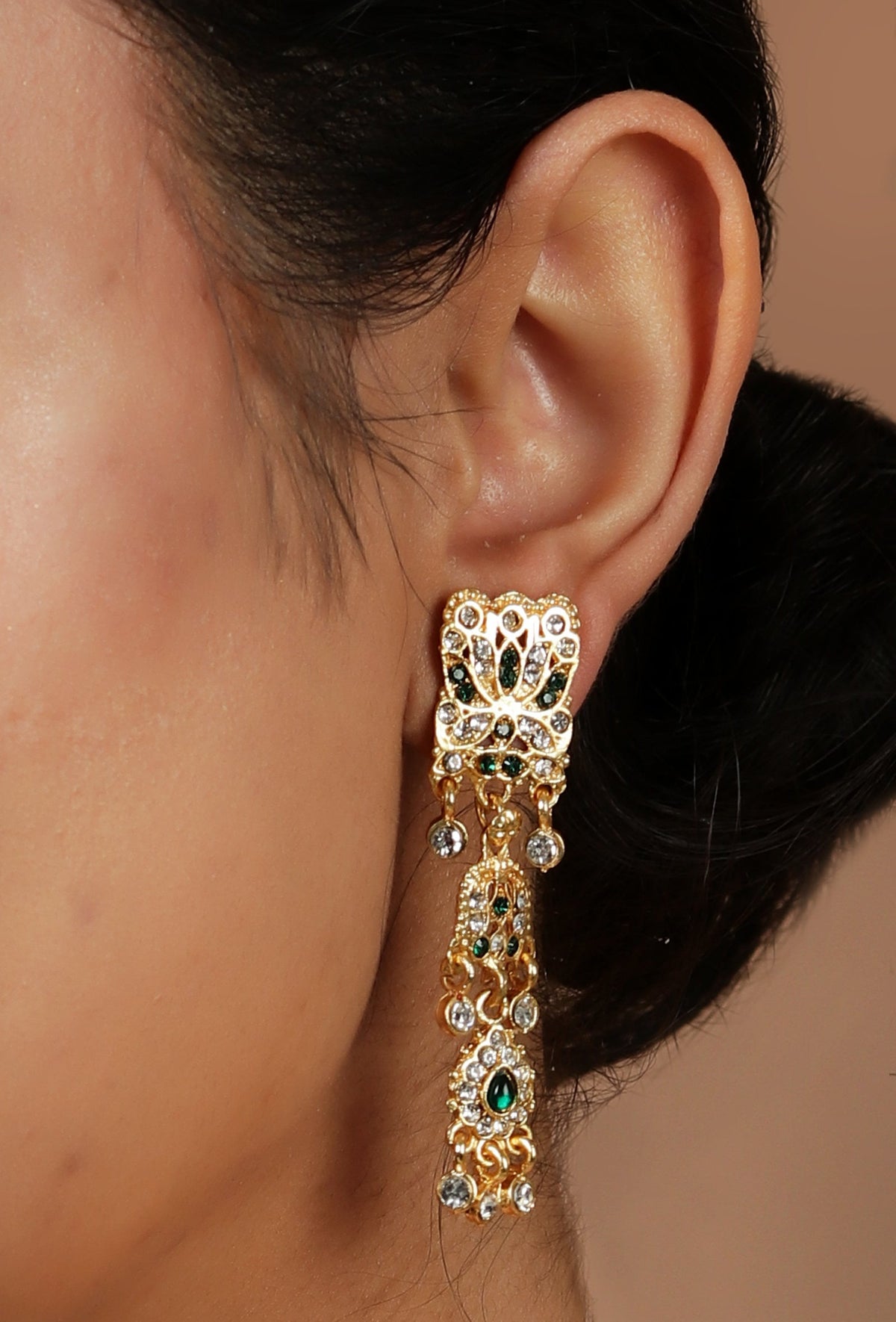 Ajwadi Pachi Kundan Guluband