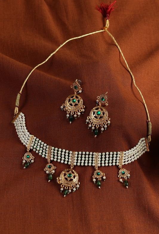 Heritage Emerald Drop Choker