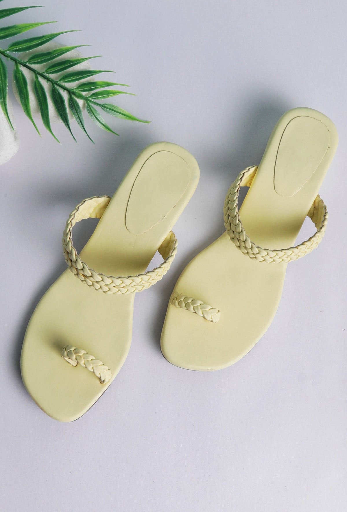Cream White Knotted Sandals サイズ EU40