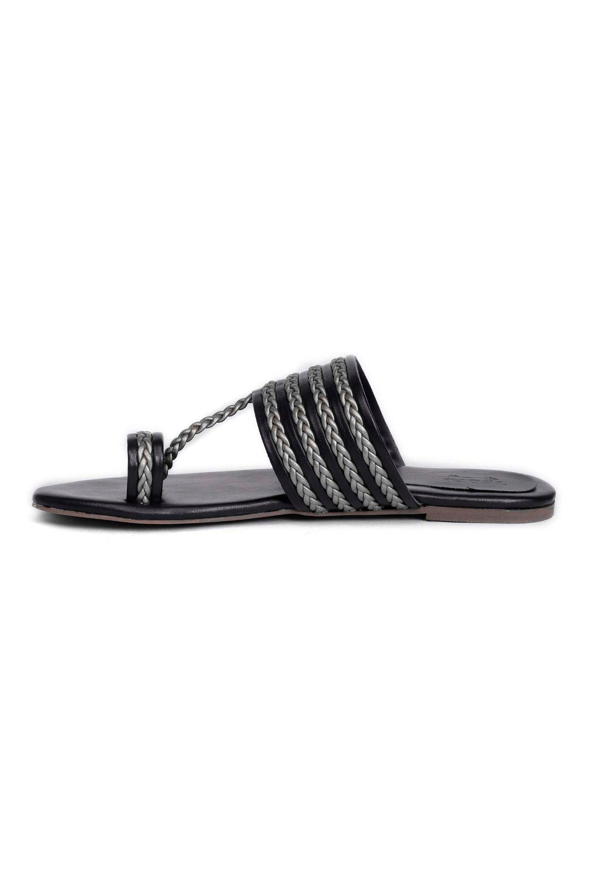 Black Knotted Cruelty Free Leather Kolhapuri Inspired サイズ EU41