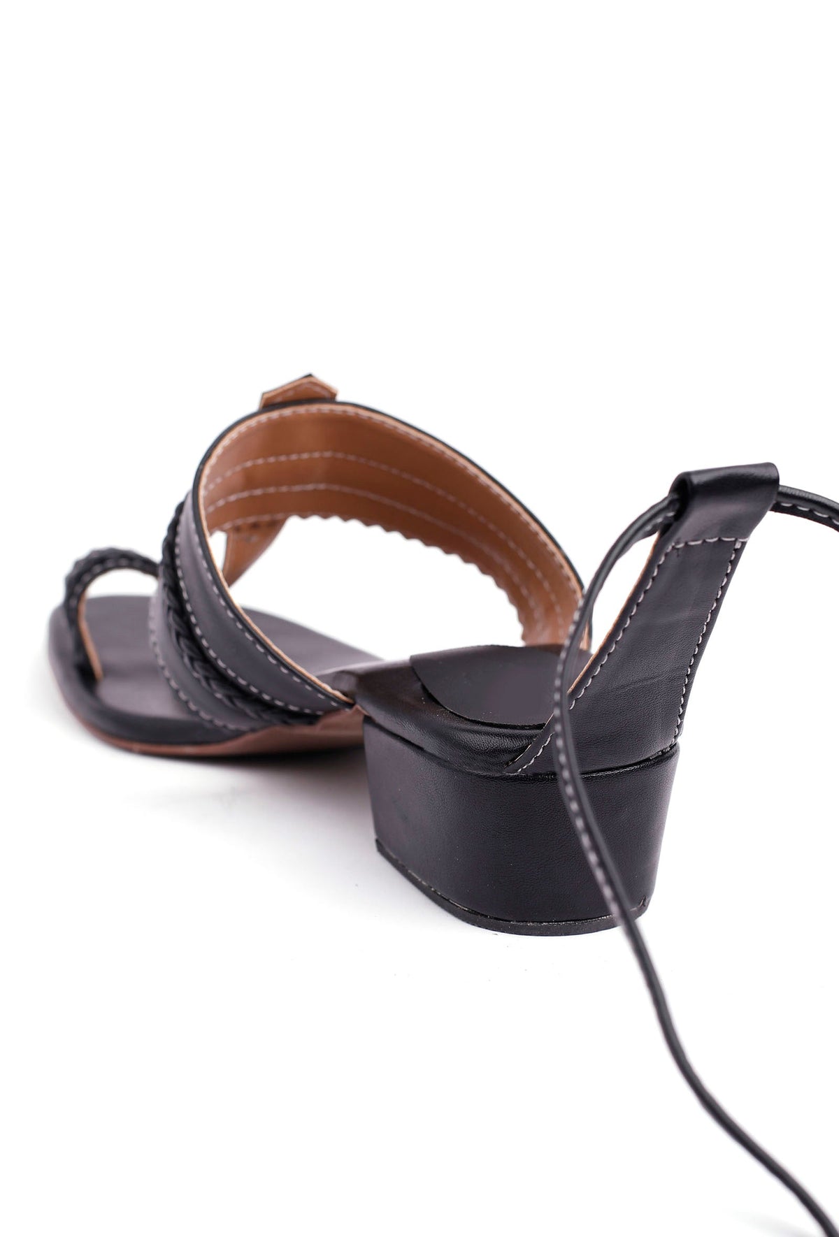 Maya Black Cruelty Free Leather Heels Sandals サイズ EU38