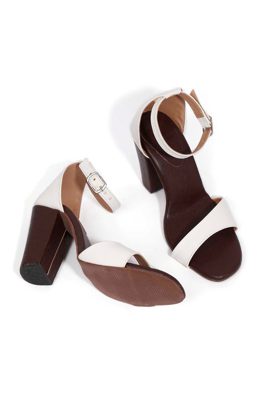 Maria White Strap Cushion Padded Heels サイズ EU38