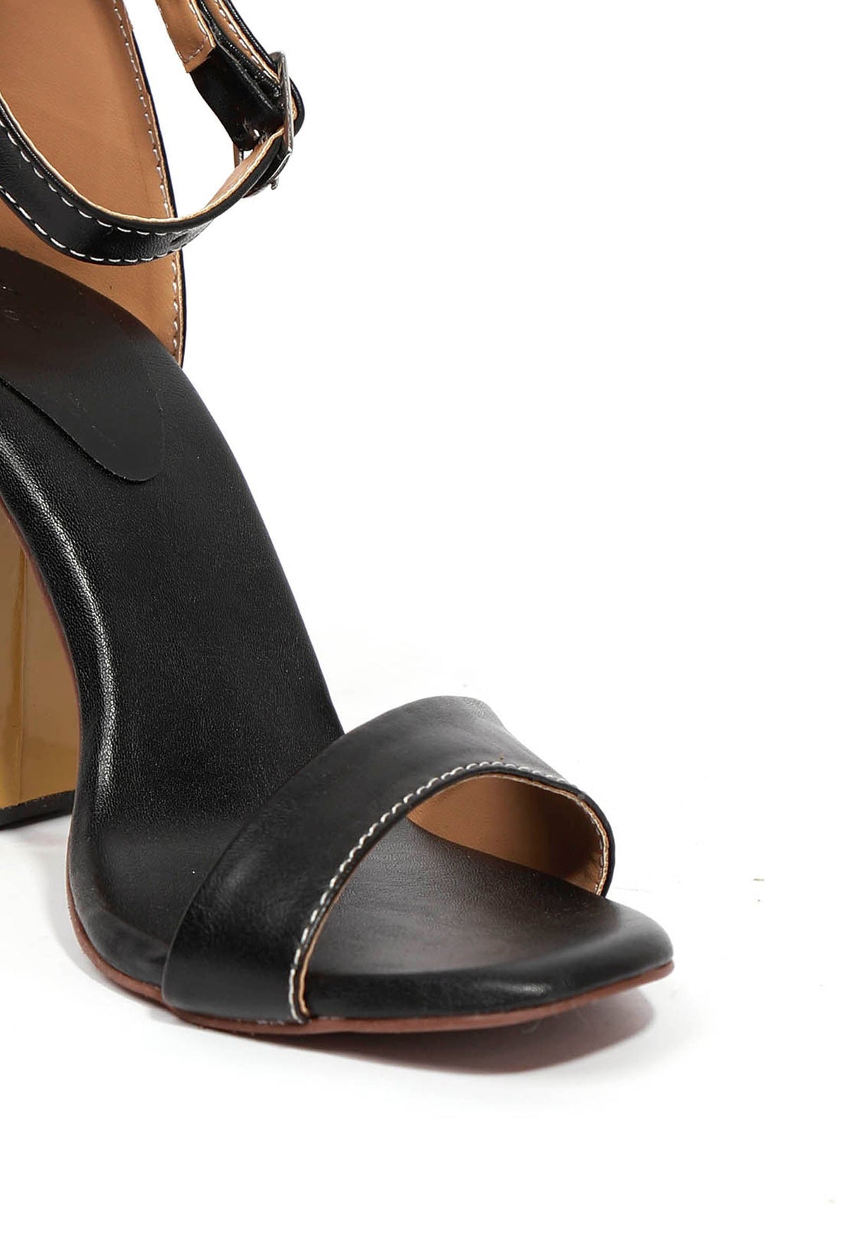 Pastel Black with Braided Golden Strap Cushion Padded Heels サイズ EU40