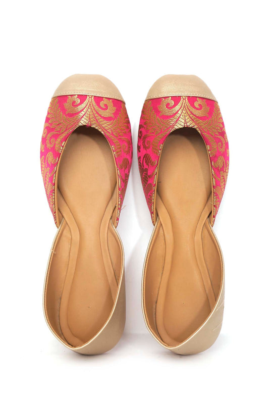 Rose Pink Brocade Juttis サイズ EU38