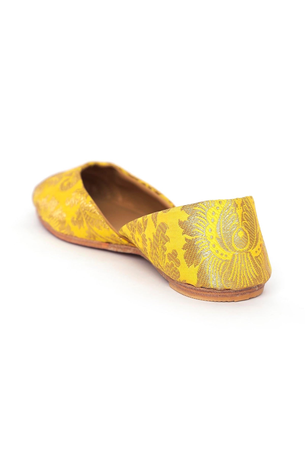 Tuscan Yellow with Pink Brocade Juttis サイズ EU36