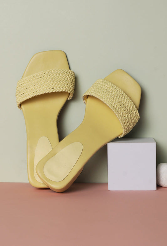 Lemon Yellow Braided Cruelty Free Leather Heels サイズ EU38