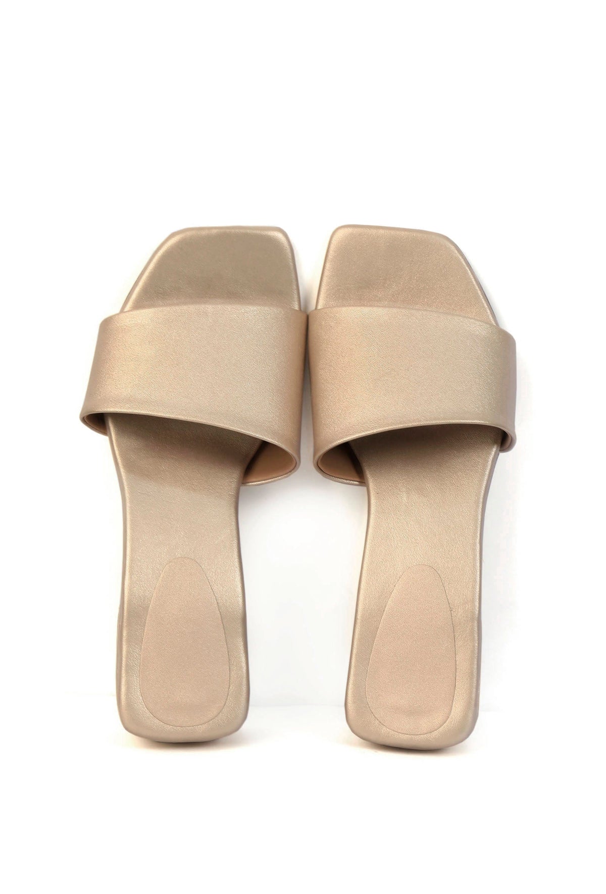 Light Golden Cruelty Free Leather Heels サイズ EU41