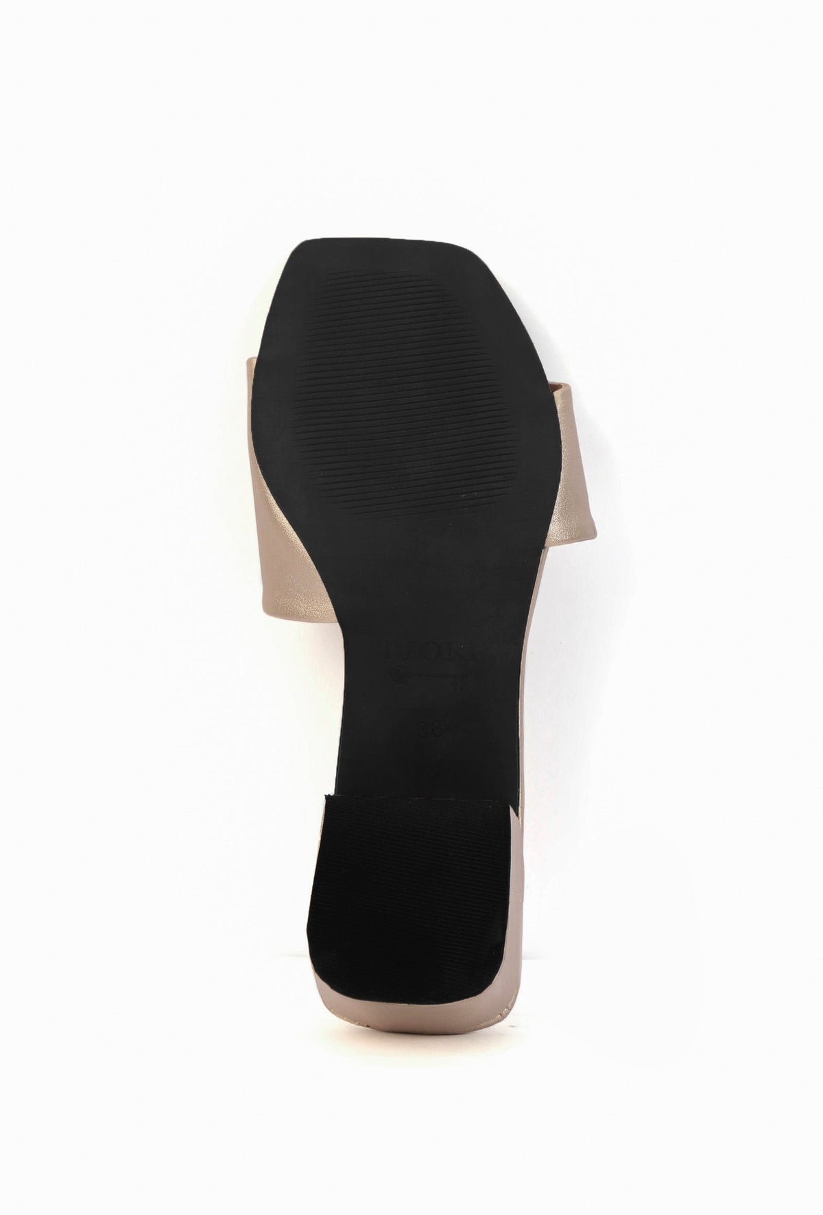 Light Golden Cruelty Free Leather Heels サイズ EU38
