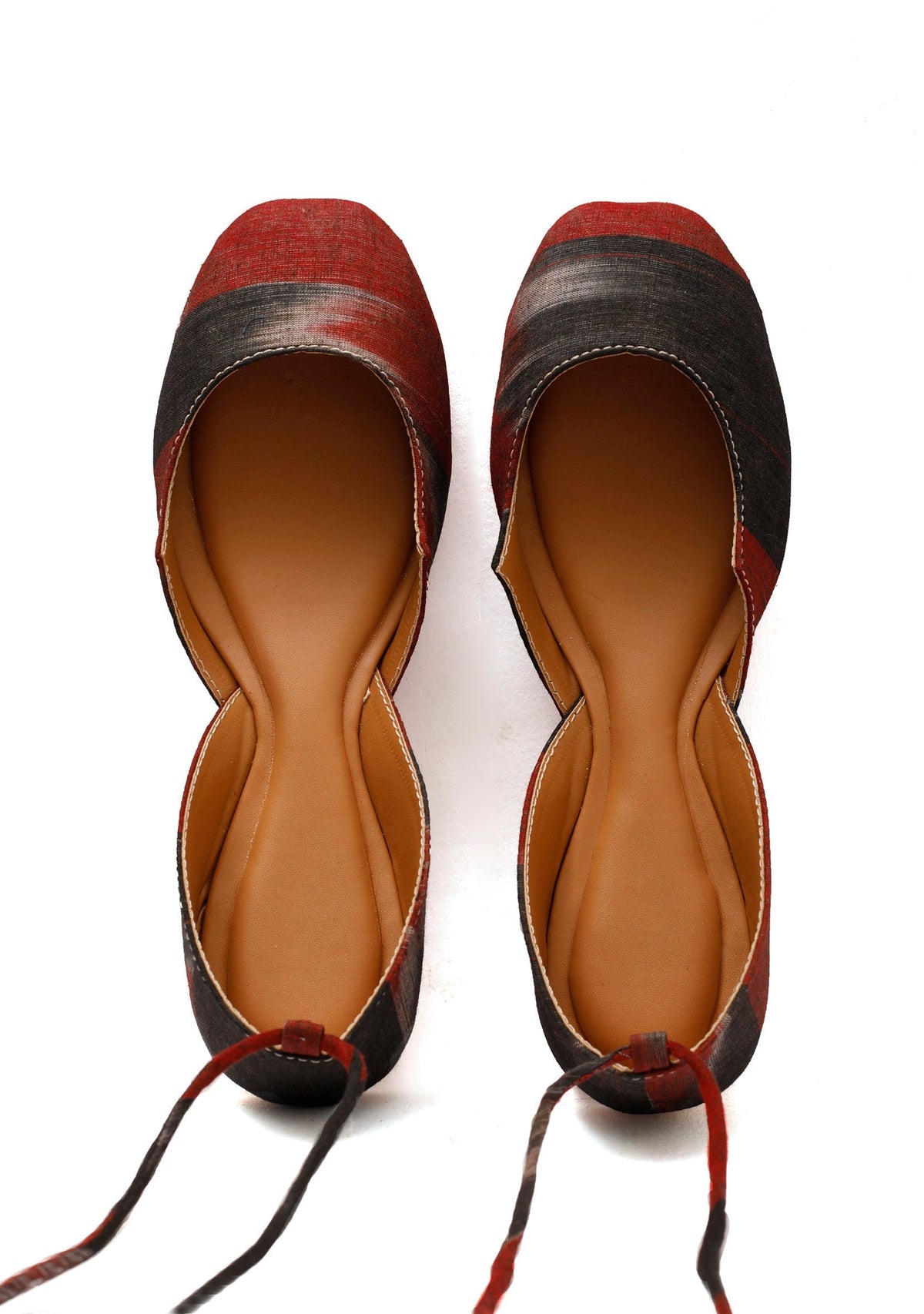 Red and Black Ikkat Cruelty Free Leather Flat Ballerinas サイズ EU38