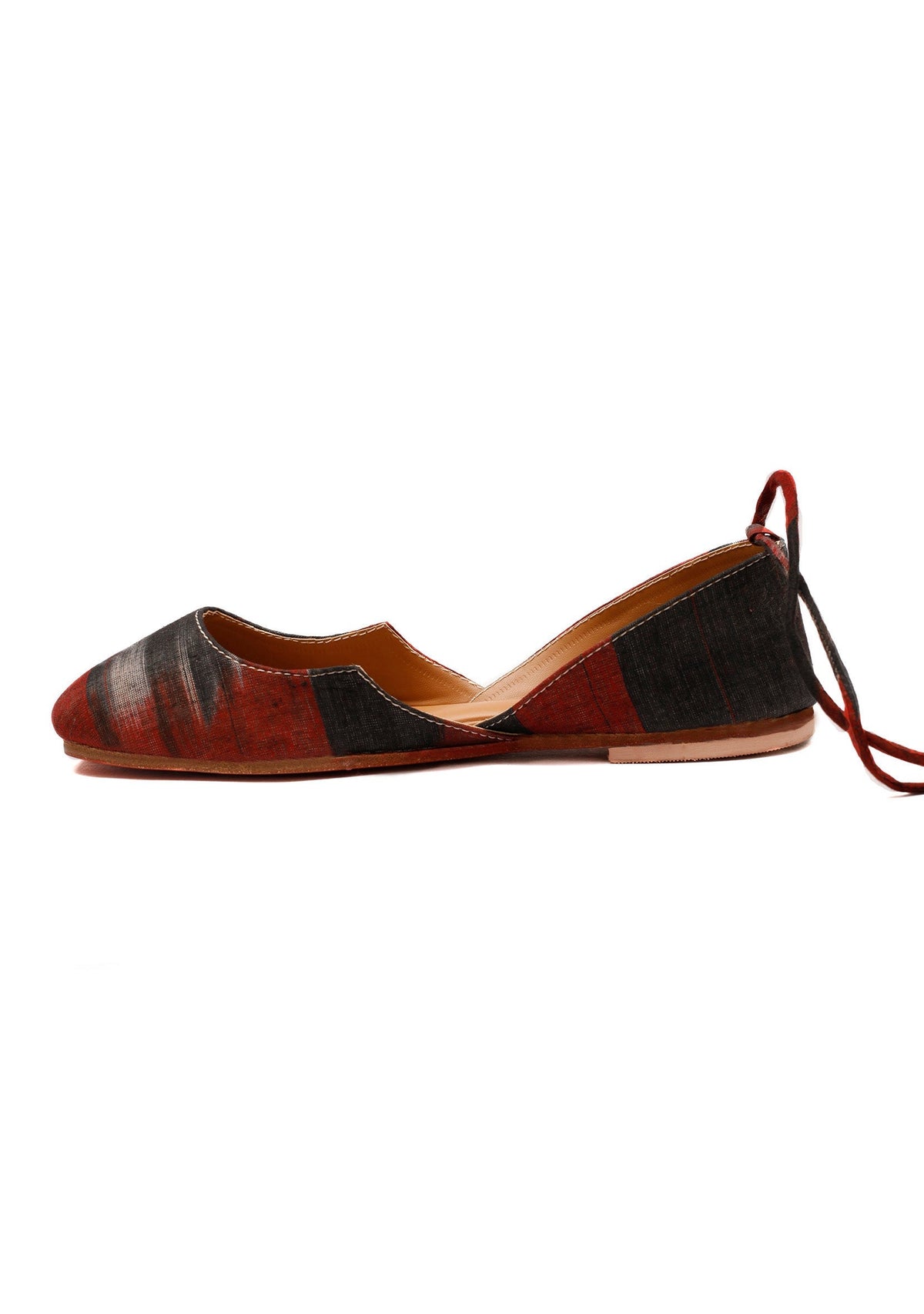 Red and Black Ikkat Cruelty Free Leather Flat Ballerinas サイズ EU36