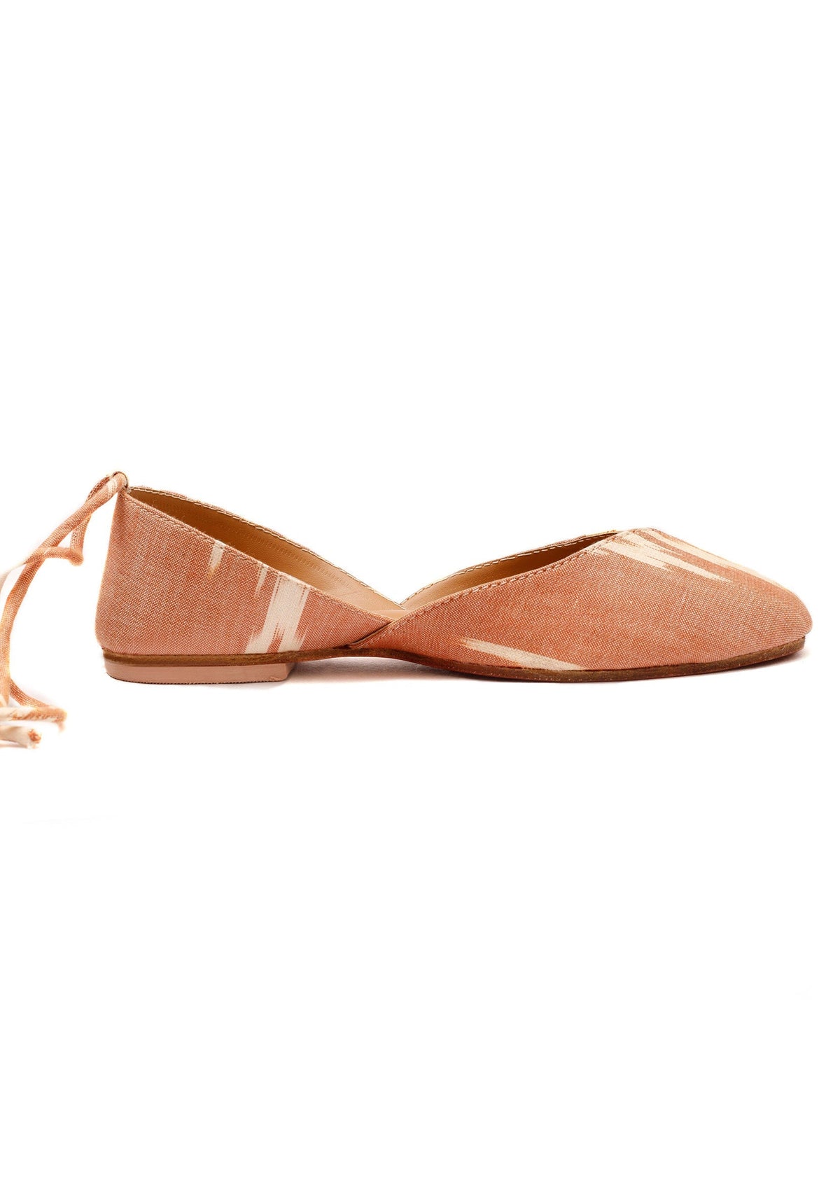 Peach Ikkat Cruelty Free Leather Juttis サイズ EU41